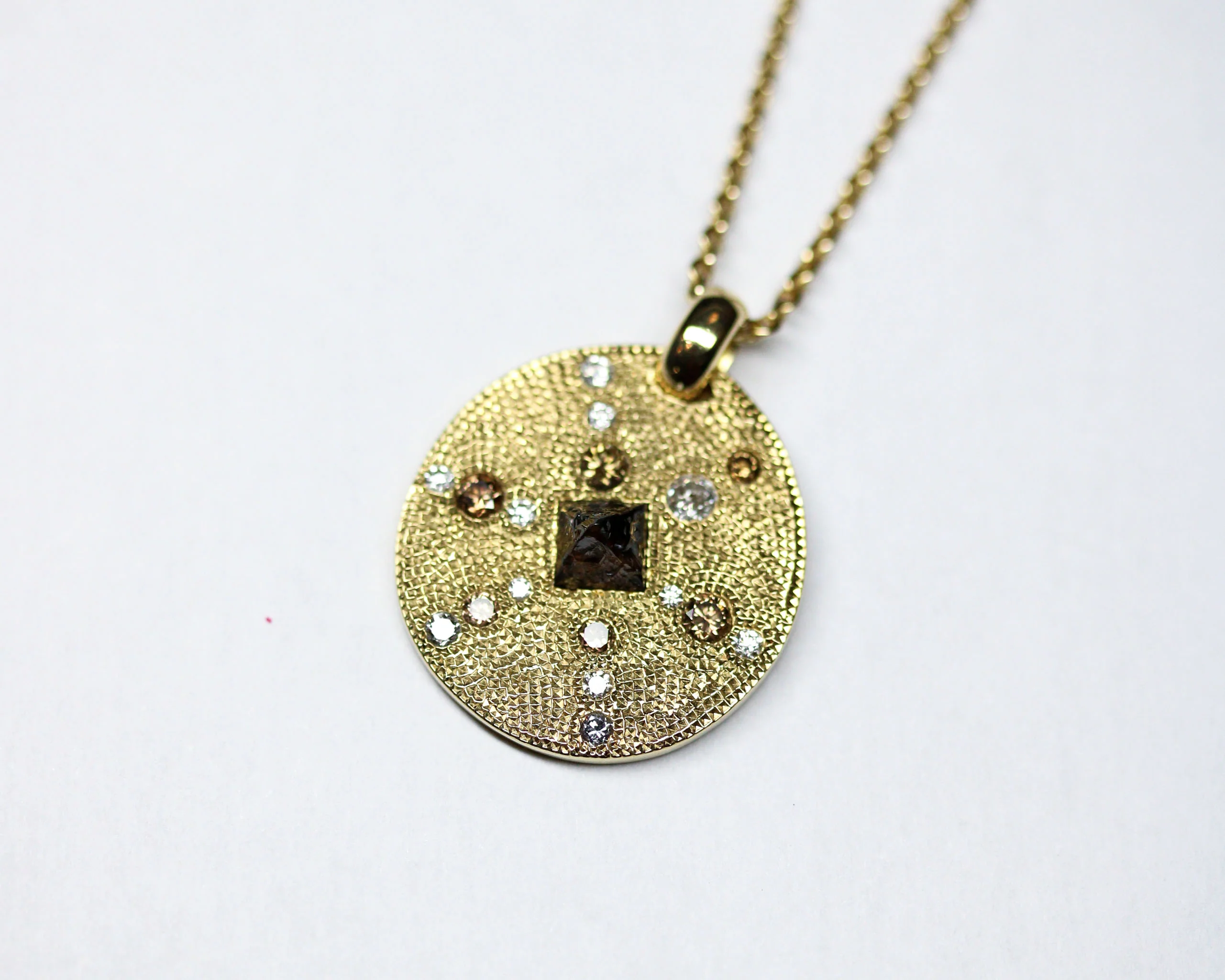 Médaille Collection Talisman Signé "de Beers" en or jaune et Diamants - Image 5