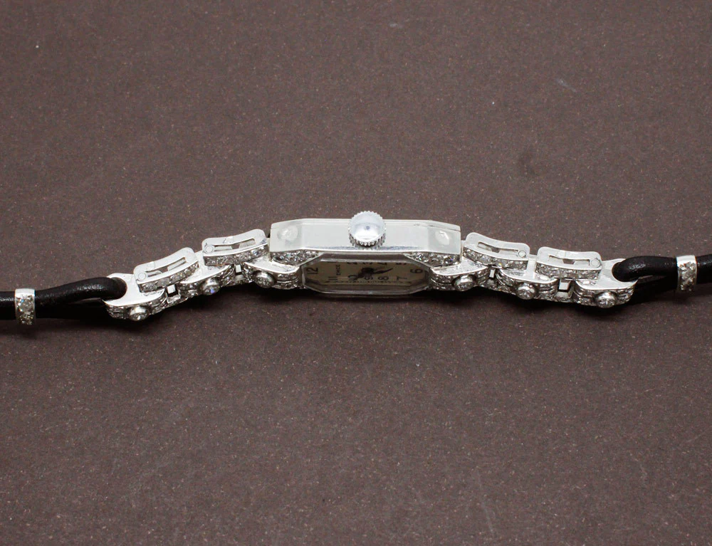 Montre Art Déco Platine et Diamants - Image 3