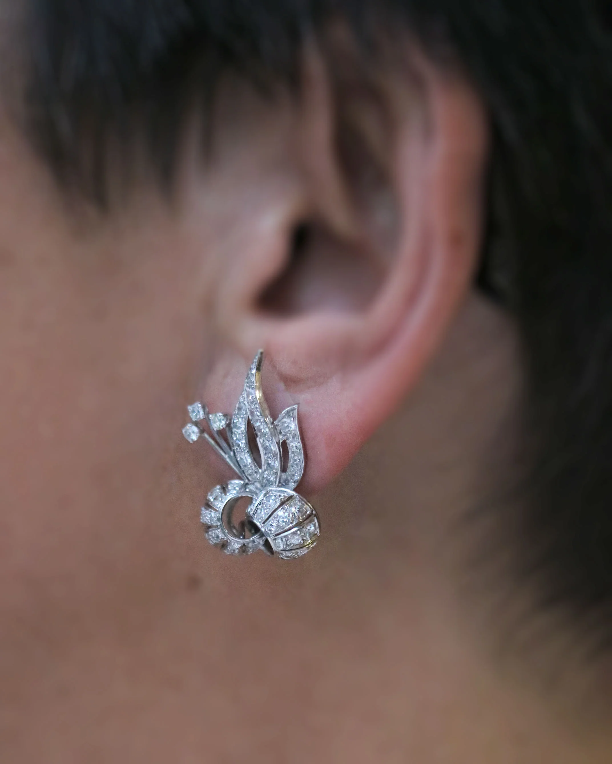 Paire de Boucles d'Oreilles "Cocktail" Or Blanc et Diamants