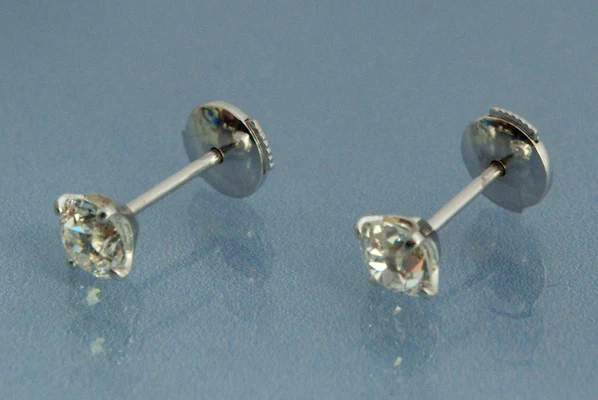 Paire de Puces Diamant - Image 2