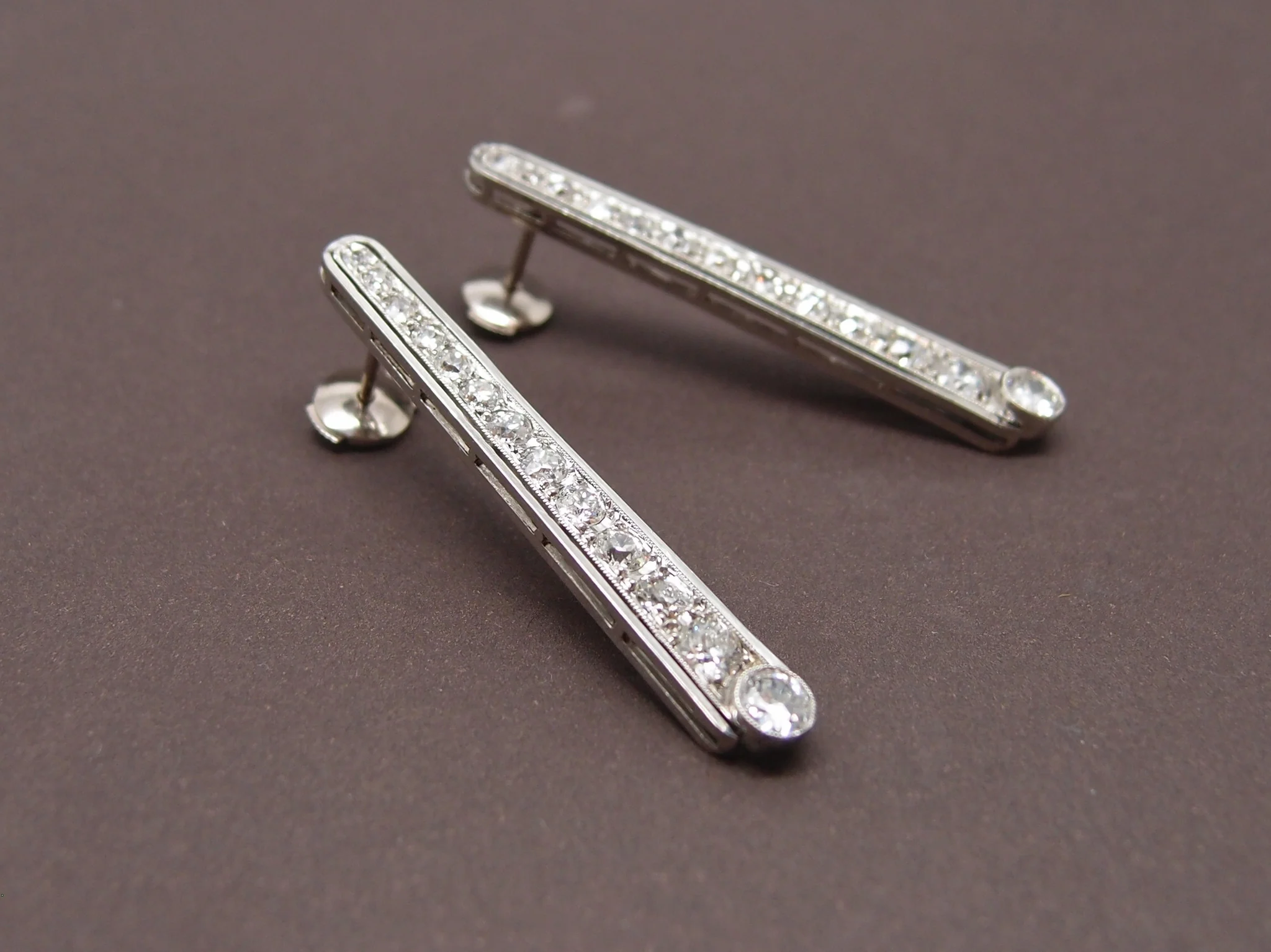 pendants doreilles 1930 platine et diamants - Image 2