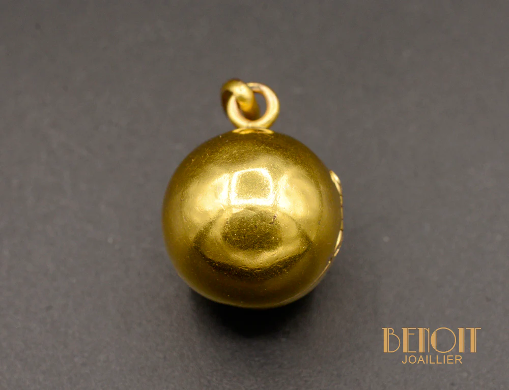 Pendentif Boule Ouvrant Or Jaune