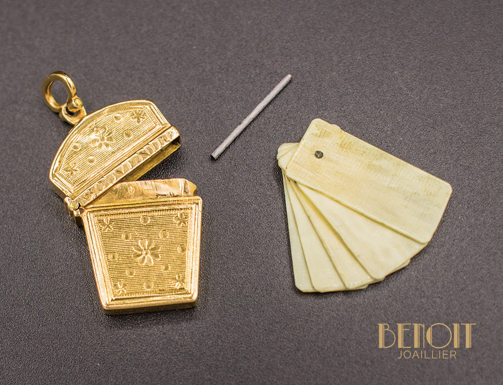 Pendentif Carnet de Bal Or Jaune - Image 2