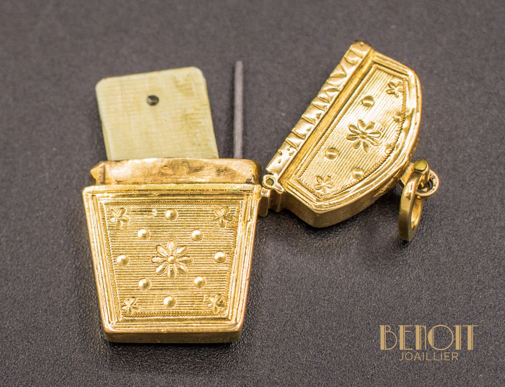 Pendentif Carnet de Bal Or Jaune - Image 3