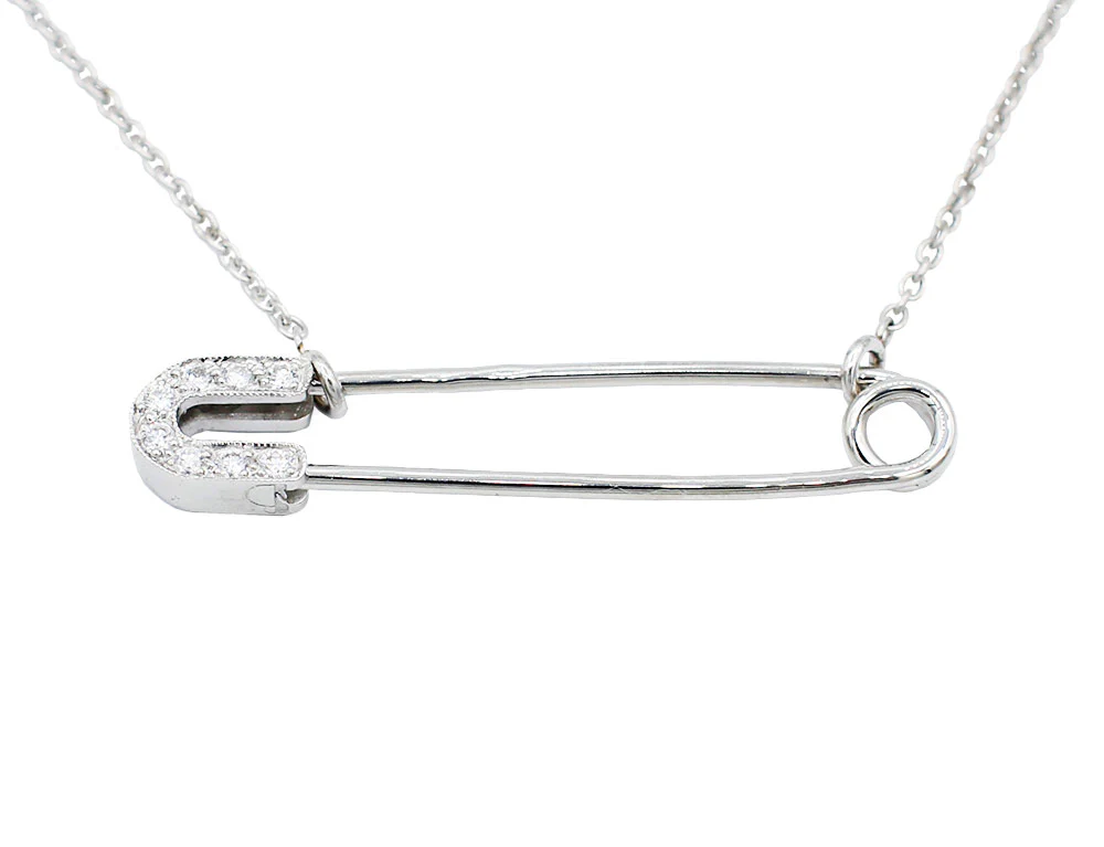Pendentif Création Benoit Joaillier "Epingle à Nourrice" Or Blanc Diamants