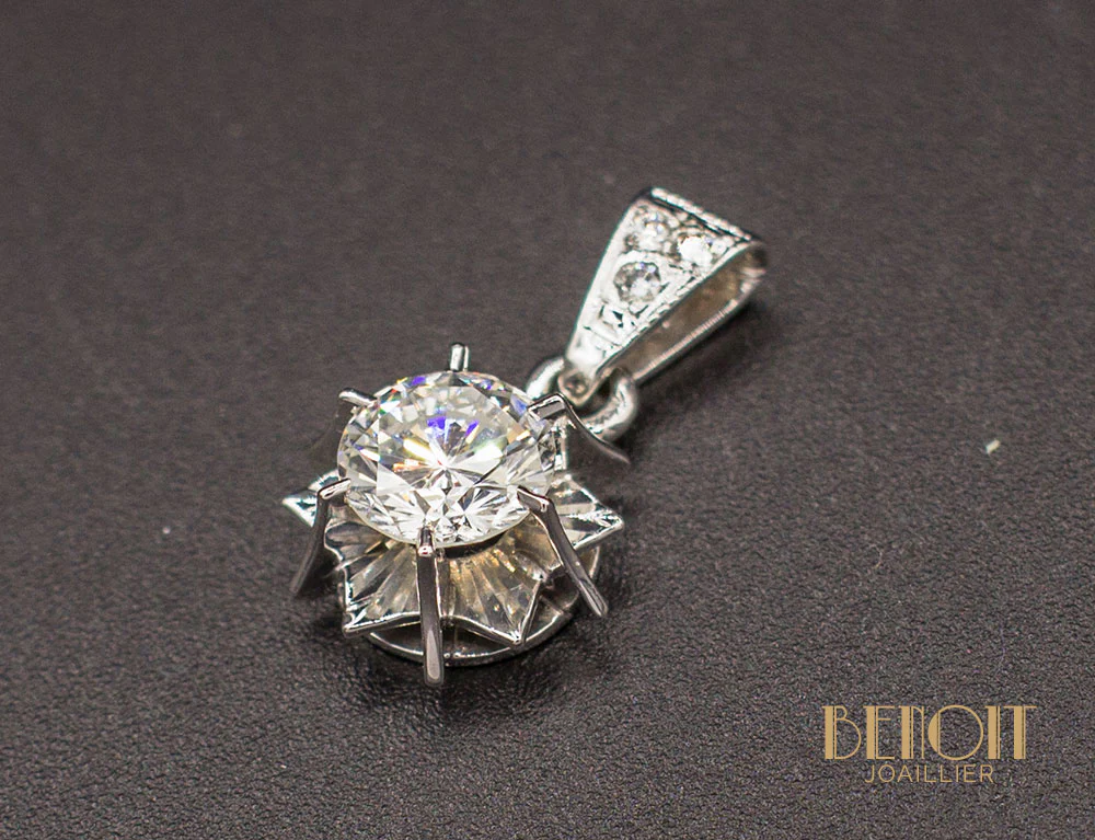 Pendentif Diamant Solitaire Etoile - Image 2