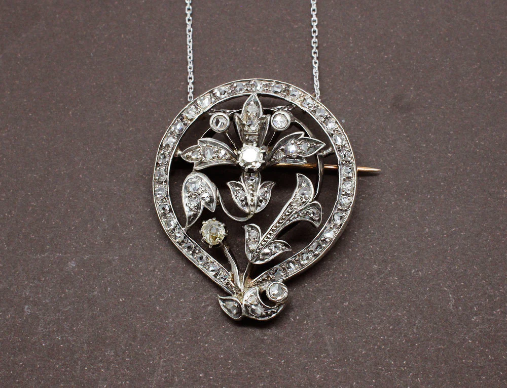 Pendentif et Broche Florale Diamants