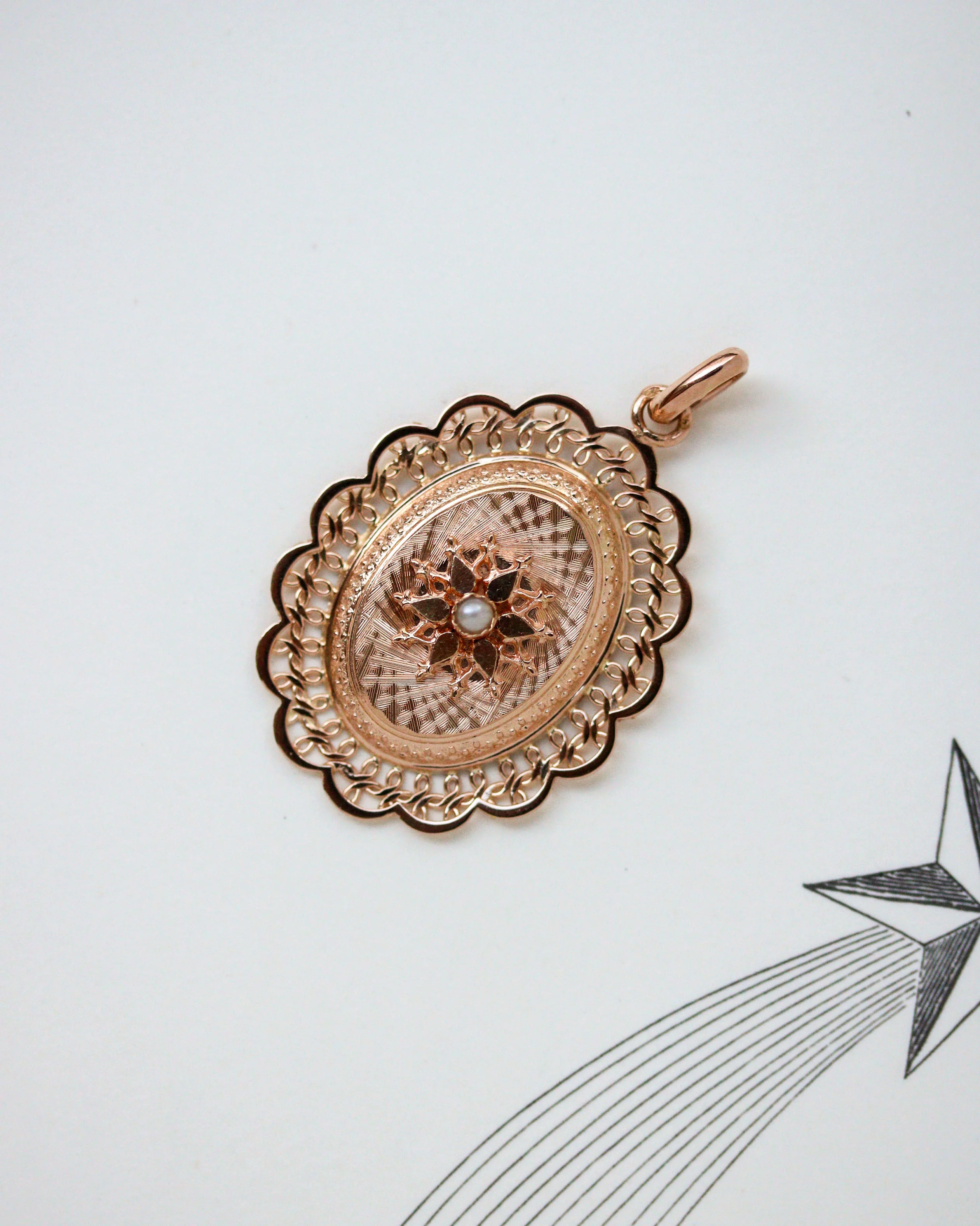 Pendentif Medaillon Or et Perle
