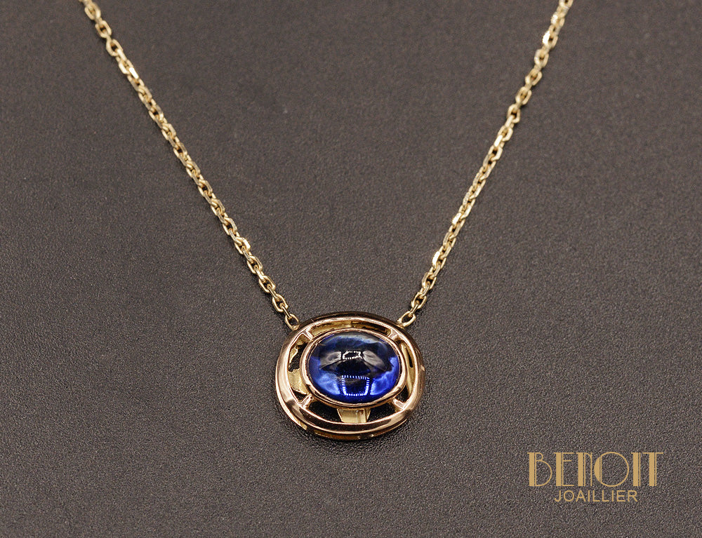 Collier Saphir Cabochon