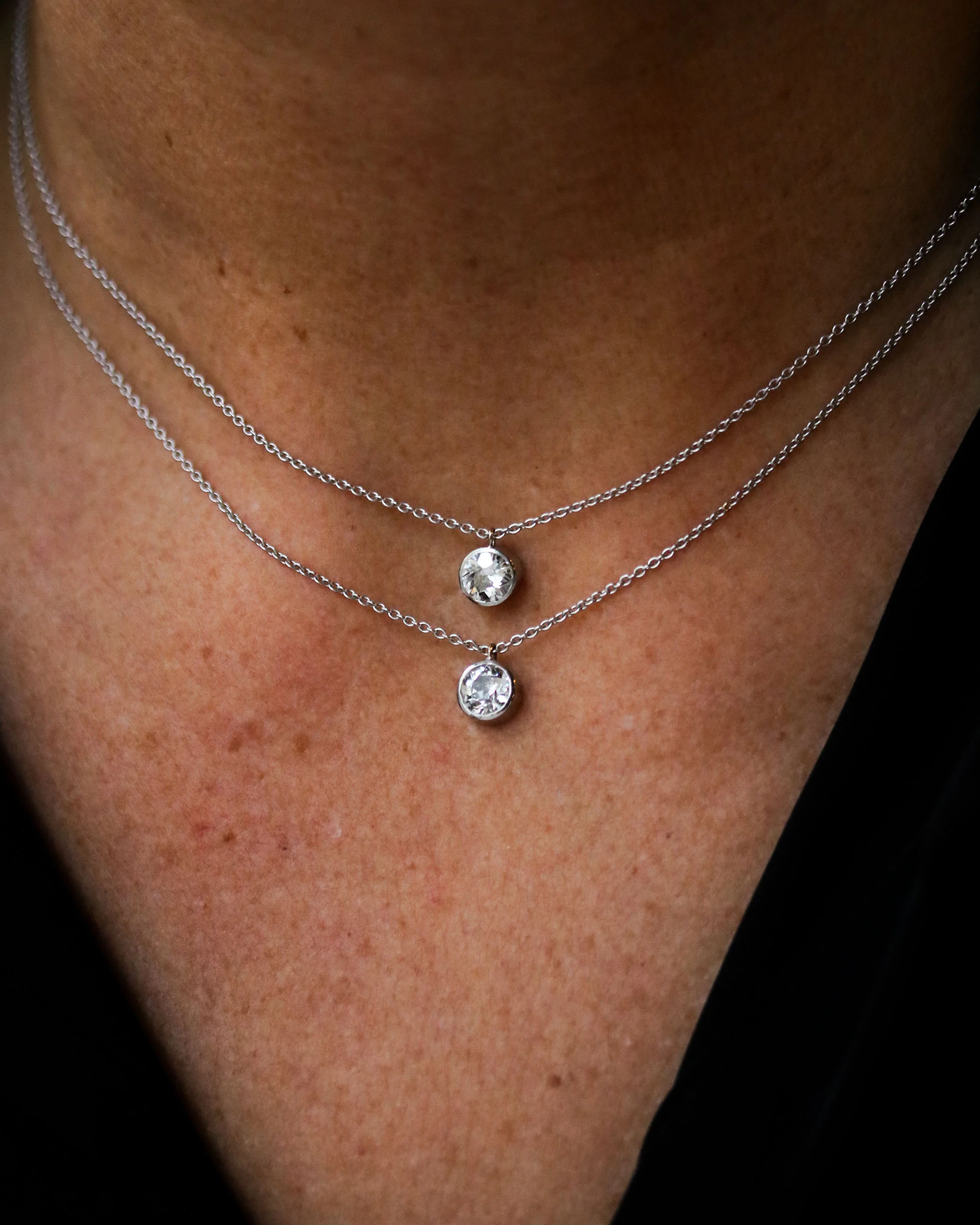 Pendentif Solitaire Or Blanc et  Diamant "Les Recyclés" 38 cm - Image 2