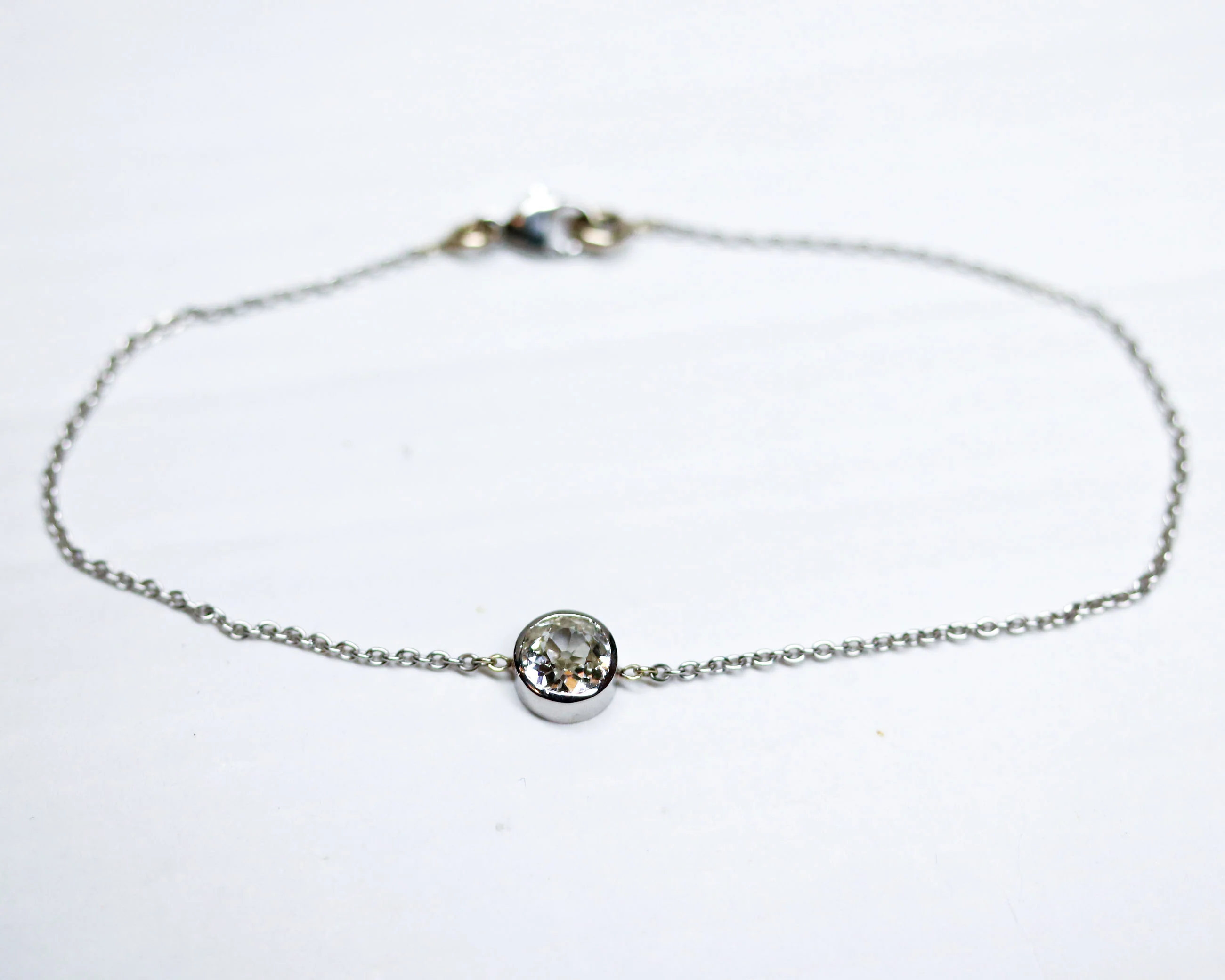 Pendentif Solitaire Or Blanc et  Diamant "Les Recyclés" 38 cm - Image 7