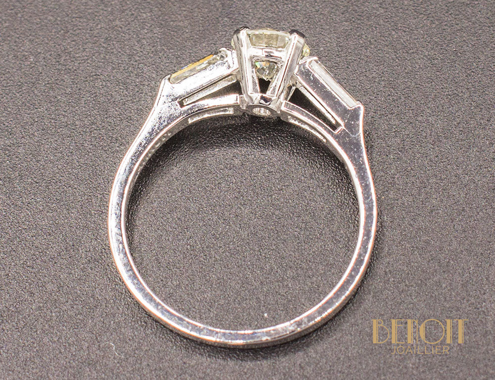 Solitaire Accompagné Diamants - Image 4