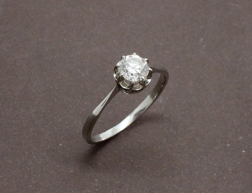 Solitaire Ancien Platine et Diamants