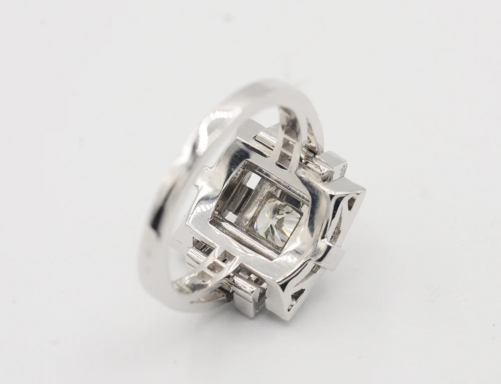 Solitaire Création Benoit Joaillier "Carrée Lignes Alternées" Diamants 0,46 ct - Image 4
