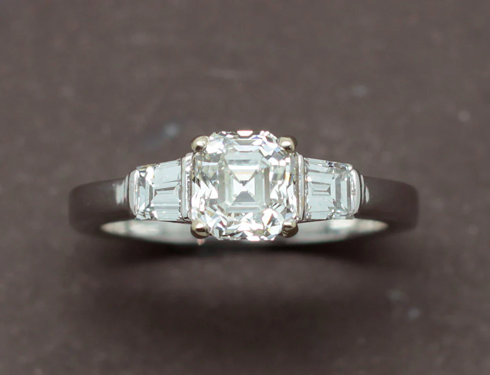 Solitaire Diamant Taille Emeraude - Image 3