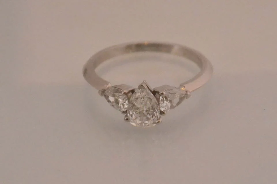 Solitaire Diamants Poires "BenoitJoaillier" - Image 3