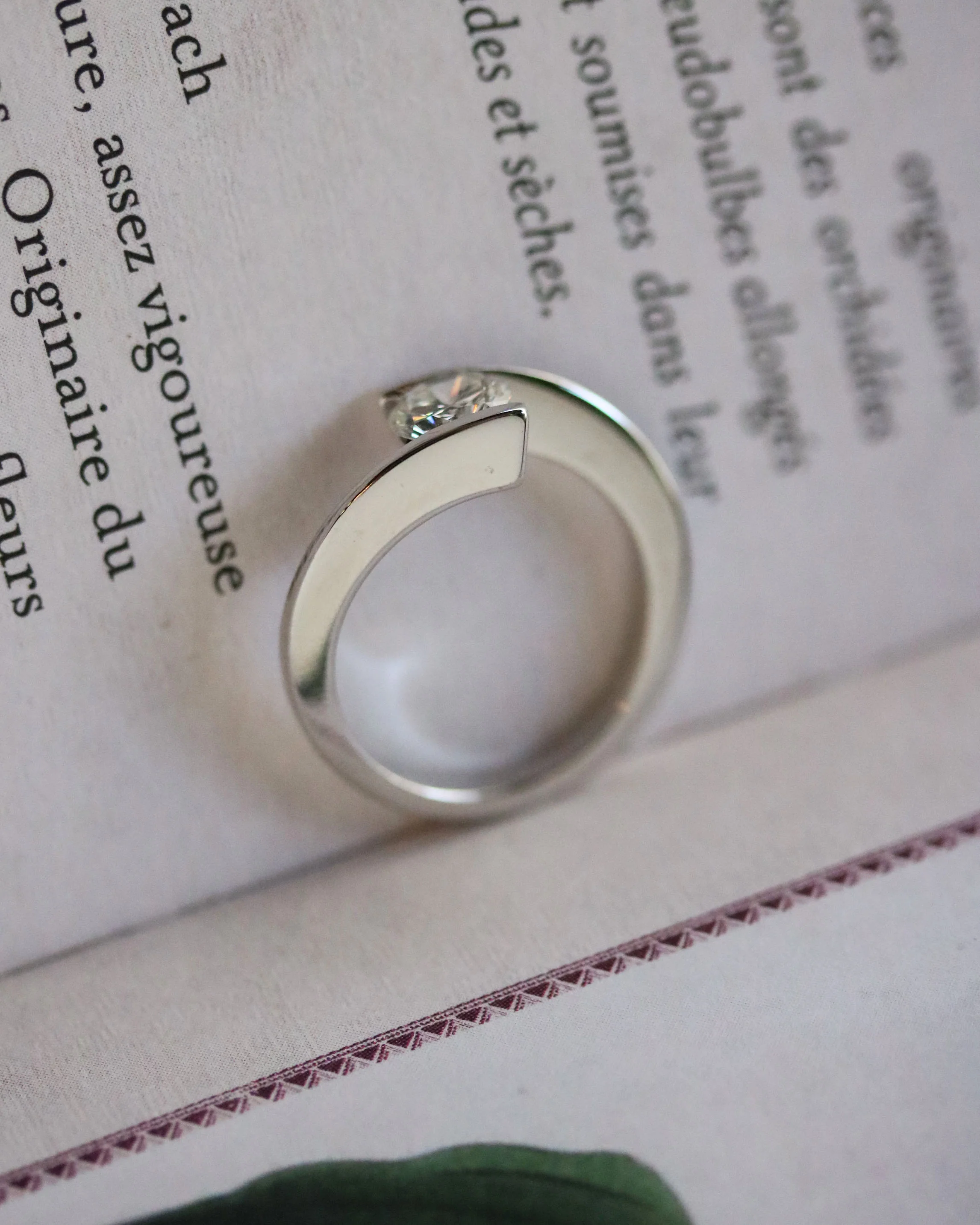 Solitaire Moderne Diamant Or blanc - Image 3